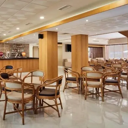 빌라 Sol Iii - Pool And Garden & Gym &